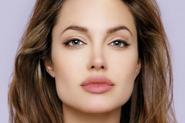 Angelina Jolie